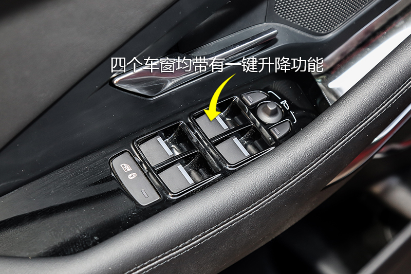 ݱE-PACE P250 SE