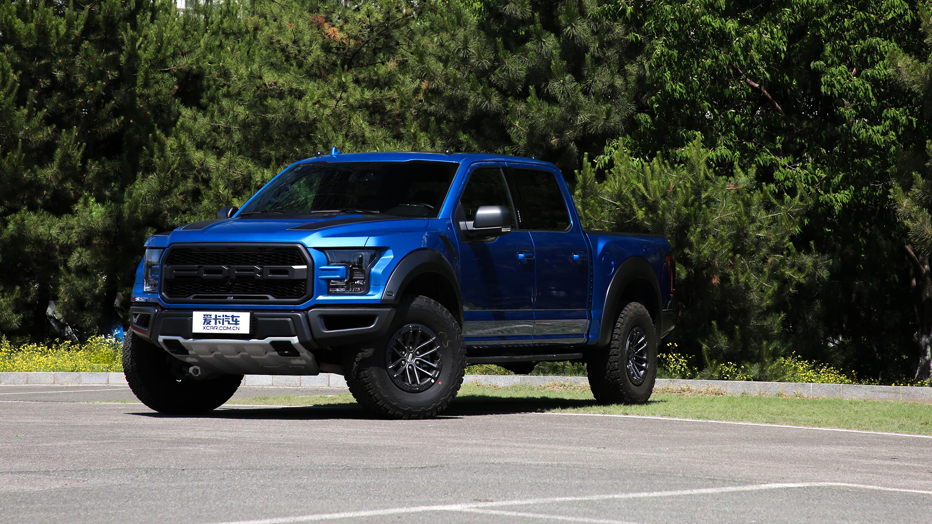 福特f150猛禽35t极地蓝光限量版