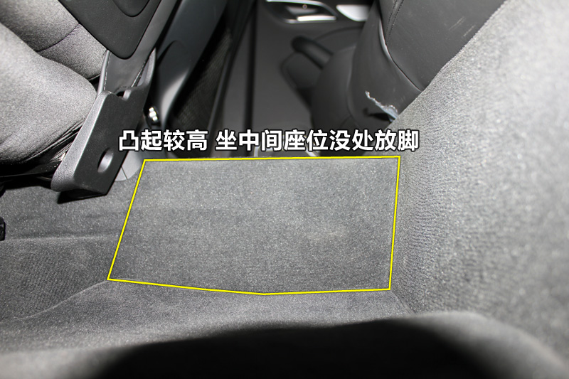 µQ3 40TFSI˶