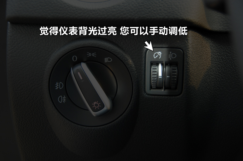 ; 1.8TSI ֶ