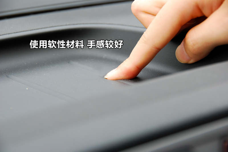 ; 1.8TSI ֶ