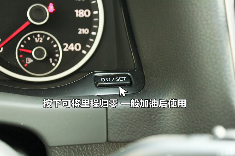 ; 1.8TSI ֶ