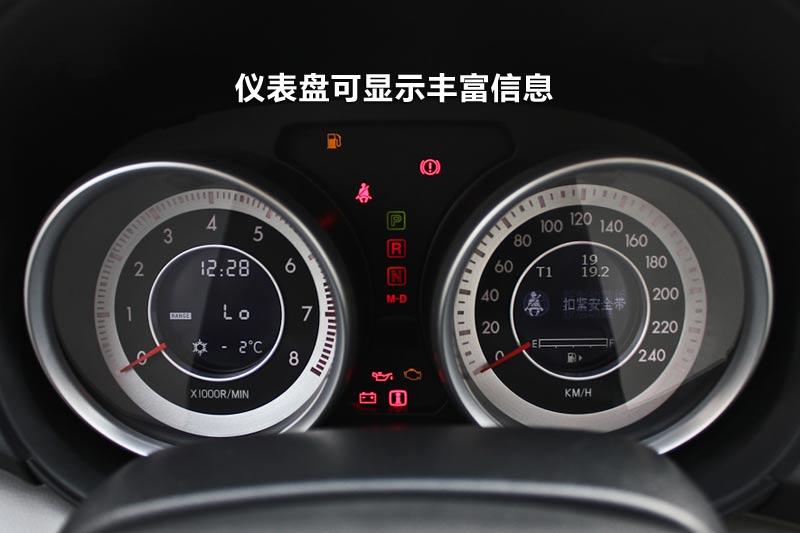 B902.0L Զ