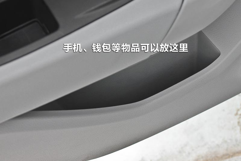 B902.0L Զ
