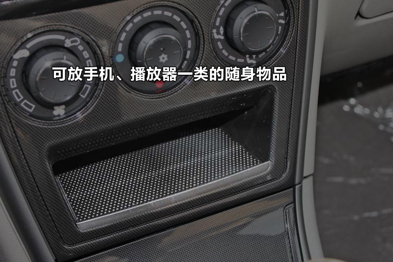  1.6Lֶ