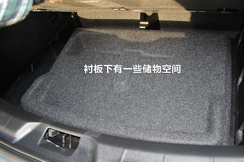2013ֶV40 2.0T Ű