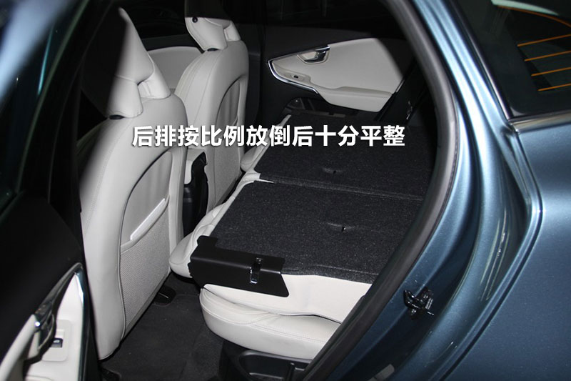 2013ֶV40 2.0T Ű