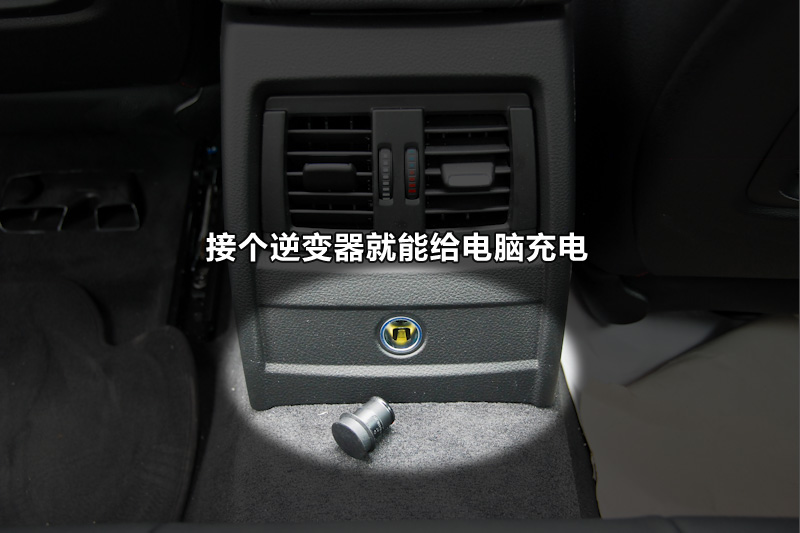 3ϵ 320i ˶