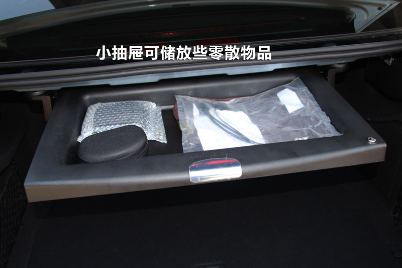 E E300L ˶