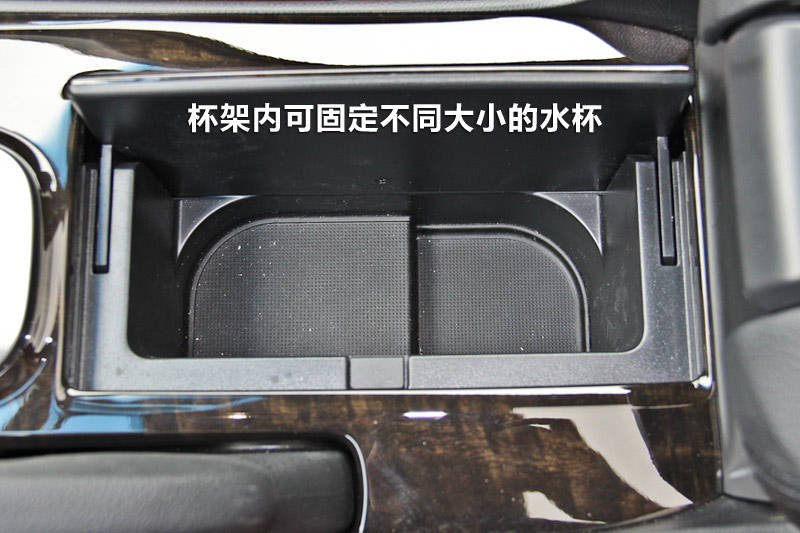 ʫͼ 3.0L AWD󵼺