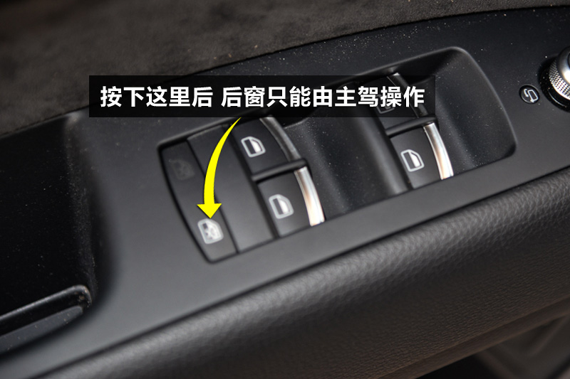 µQ7 40 TFSI ذ