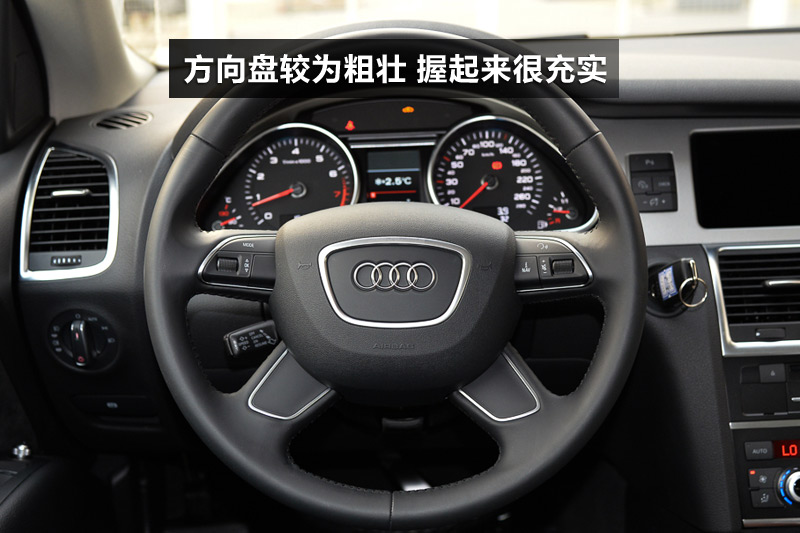 µQ7 40 TFSI ذ