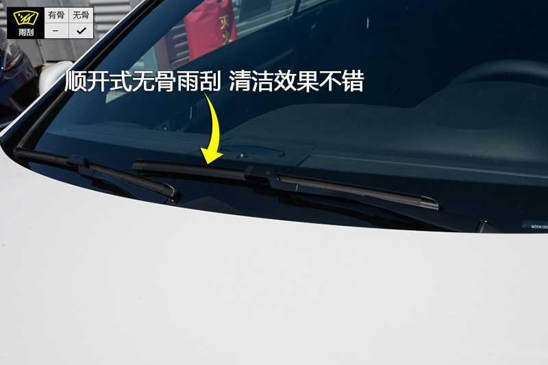 E˫ E 200 Coupe 鶯