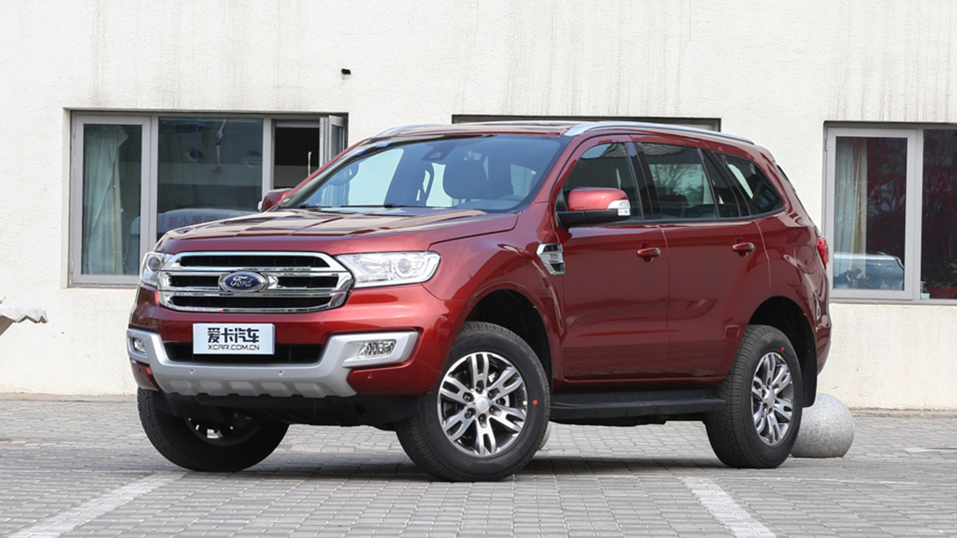 撼路者 2.0l gtdi四驱豪华版 7座