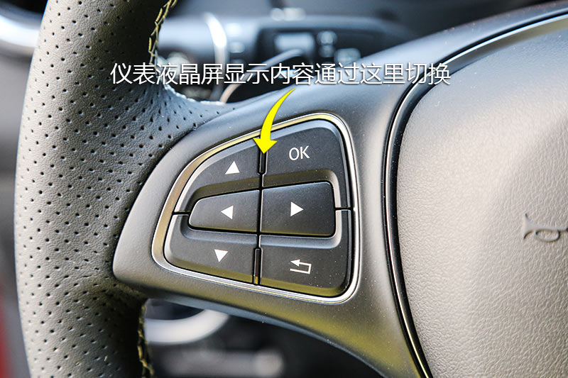GLA 220 4MATIC ʱ