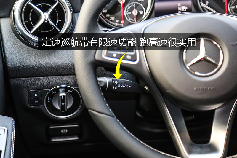 GLA 220 4MATIC ʱ