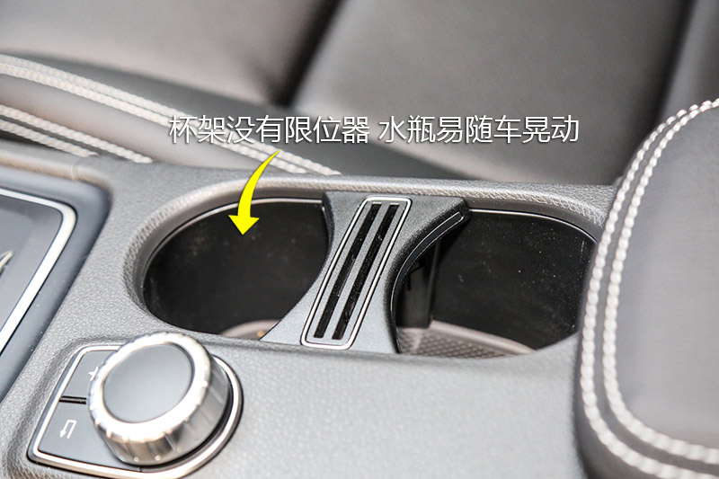 GLA 220 4MATIC ʱ