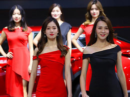 第20届昆明车展美女剪影，快来看美女小姐姐了
