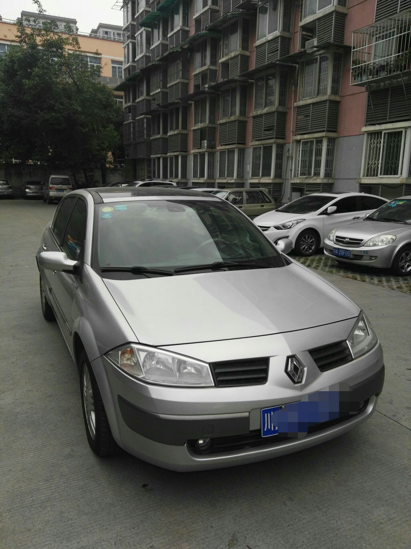 【多图-成都市二手梅甘娜 】二手雷诺 梅甘娜 2006款 2.0 at报价3.