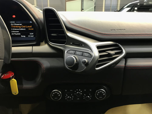 【上海市】458 2010款 4.5L Italia实拍图