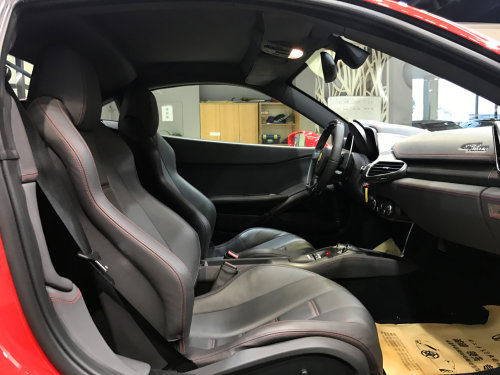 【上海市】458 2010款 4.5L Italia实拍图